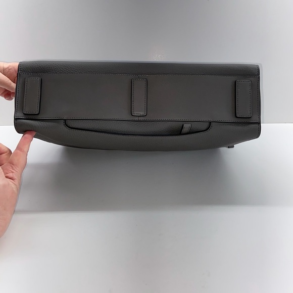 Tumi Grey Leather Briefcase. In excellent condition. - Picture 8 of 14